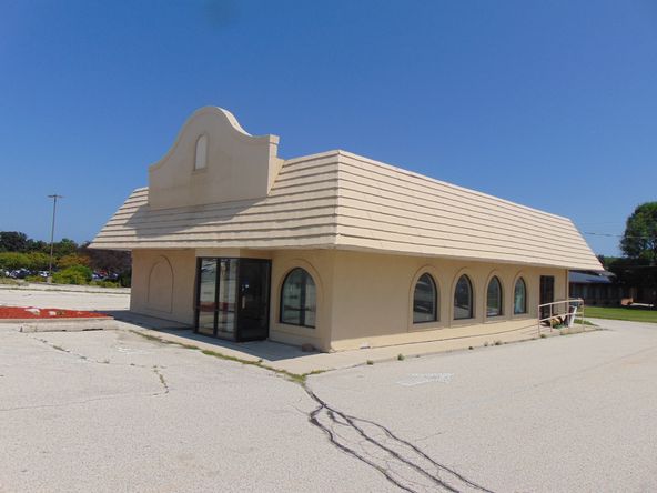 2329 S Business Dr, Sheboygan, WI 53081